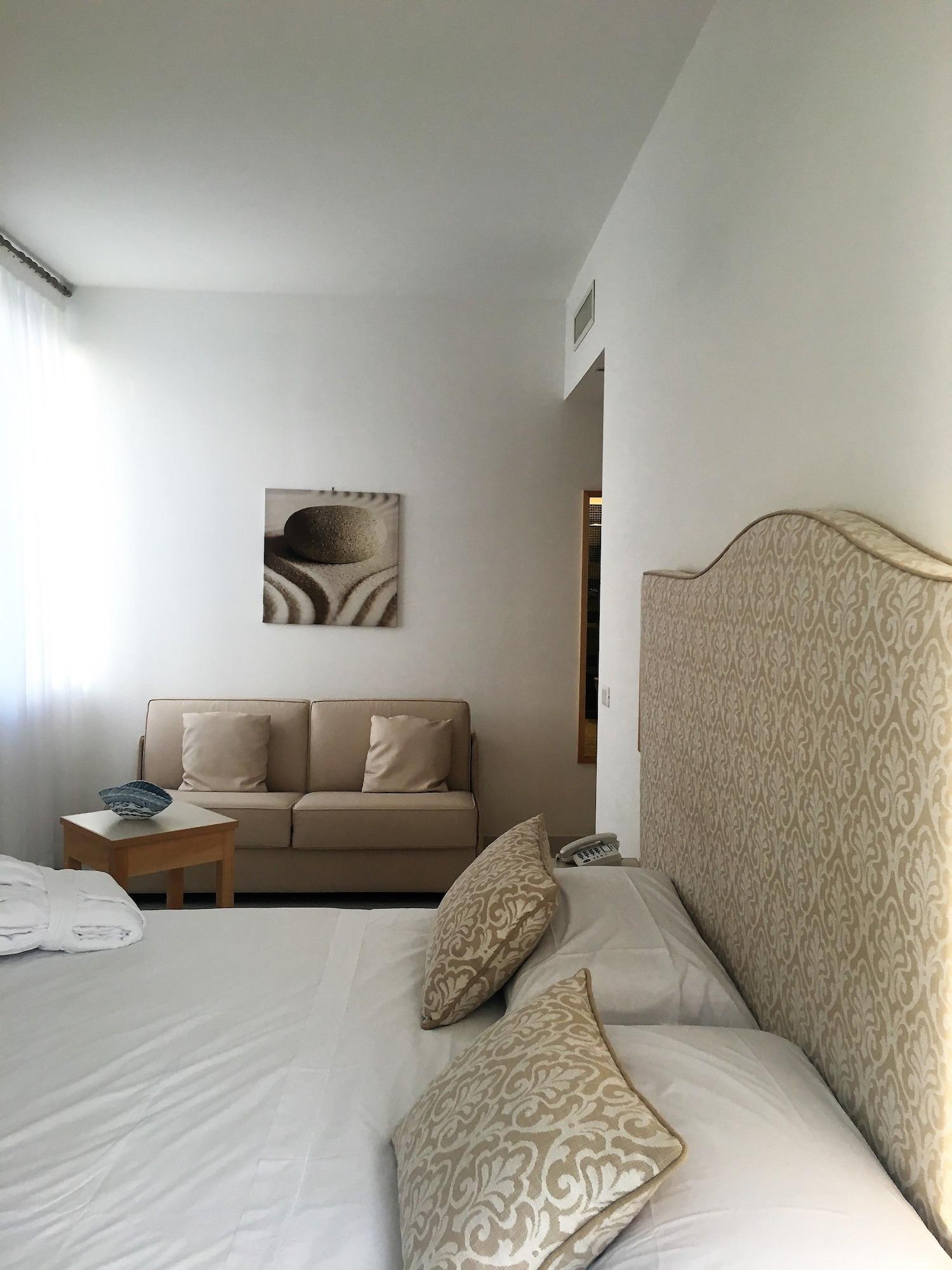 Boutique Hotel Helios (Adults Only) Sorrento Exteriör bild
